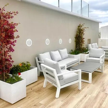 Apartment Mtr Temporary Rent Apto 4 Luminoso Con Zonas Chill Out Y Gym