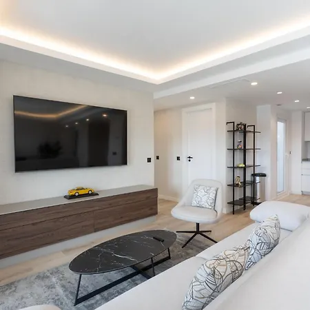 Mtr Temporary Rent Apto 4 Luminoso Con Zonas Chill Out Y Gym Apartment Marbella