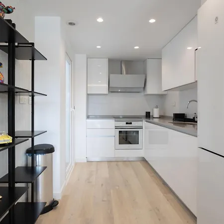 شقة Mtr Temporary Rent Apto 4 Luminoso Con Zonas Chill Out Y Gym ماربيا