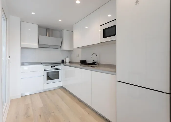 Mtr Temporary Rent Apto 4 Luminoso Con Zonas Chill Out Y Gym * ماربيا