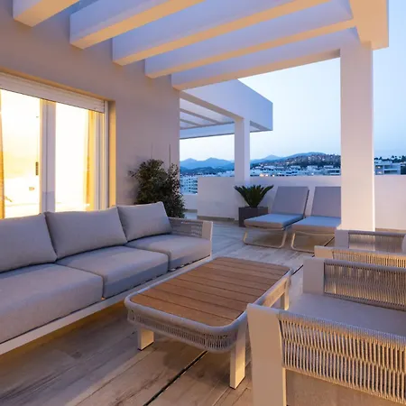 Апартаменты Mtr Temporary Rent Apto 4 Luminoso Con Zonas Chill Out Y Gym